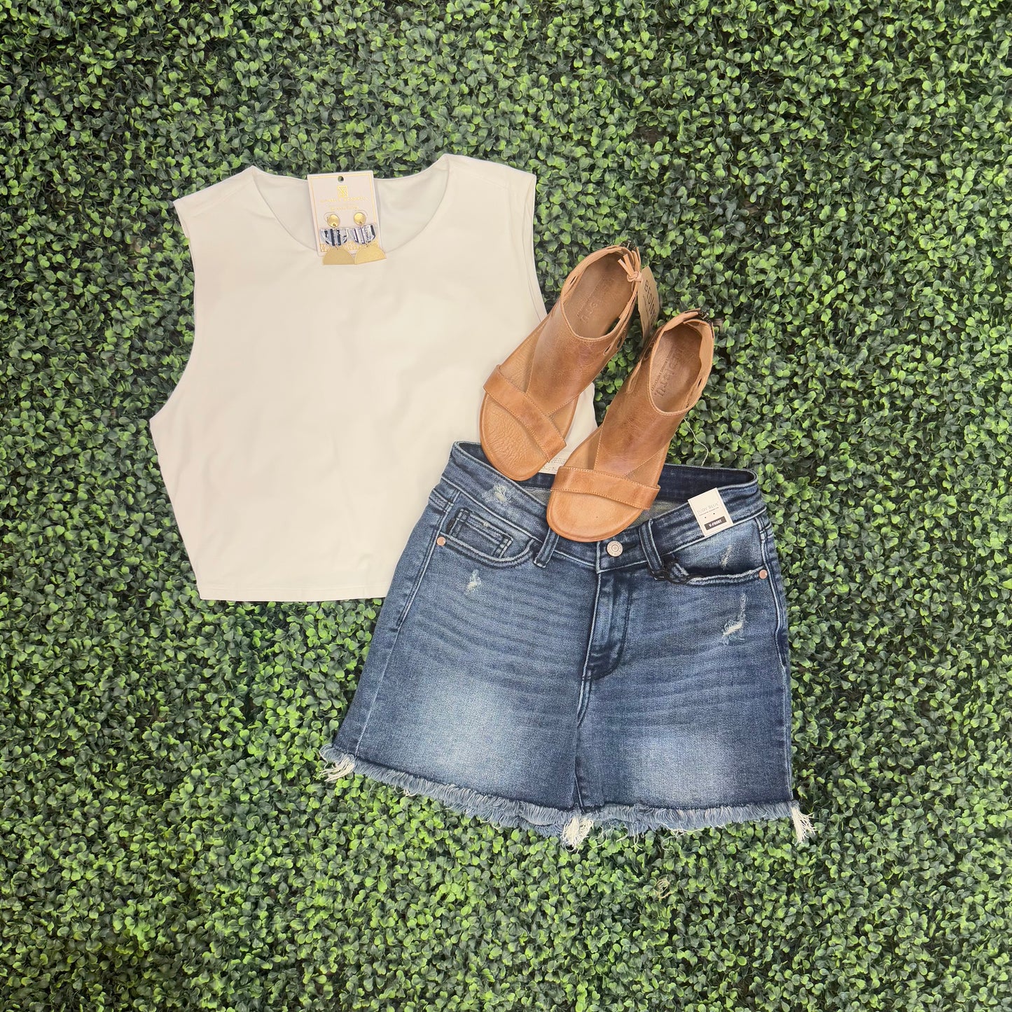 Judy Blue HW Fray Jean Short
