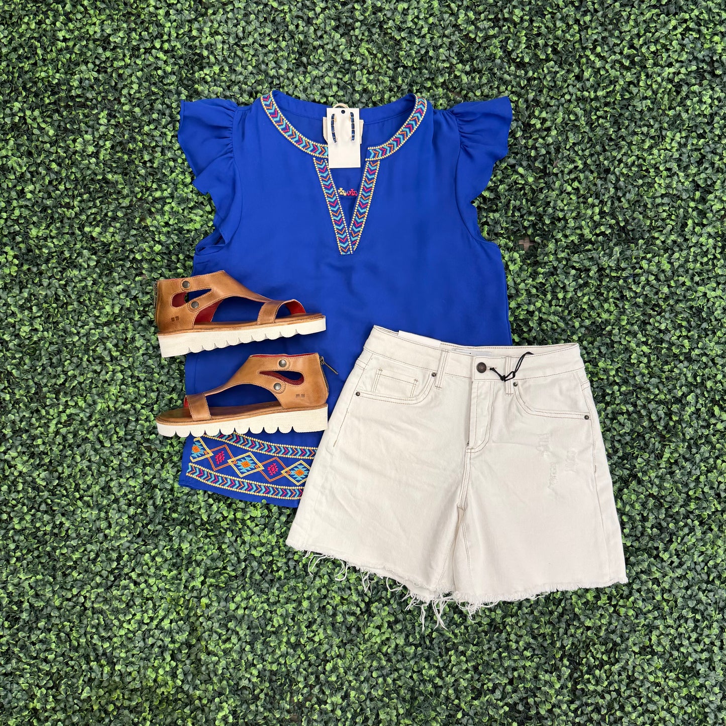 Mica HR White Frayed Hem Shorts