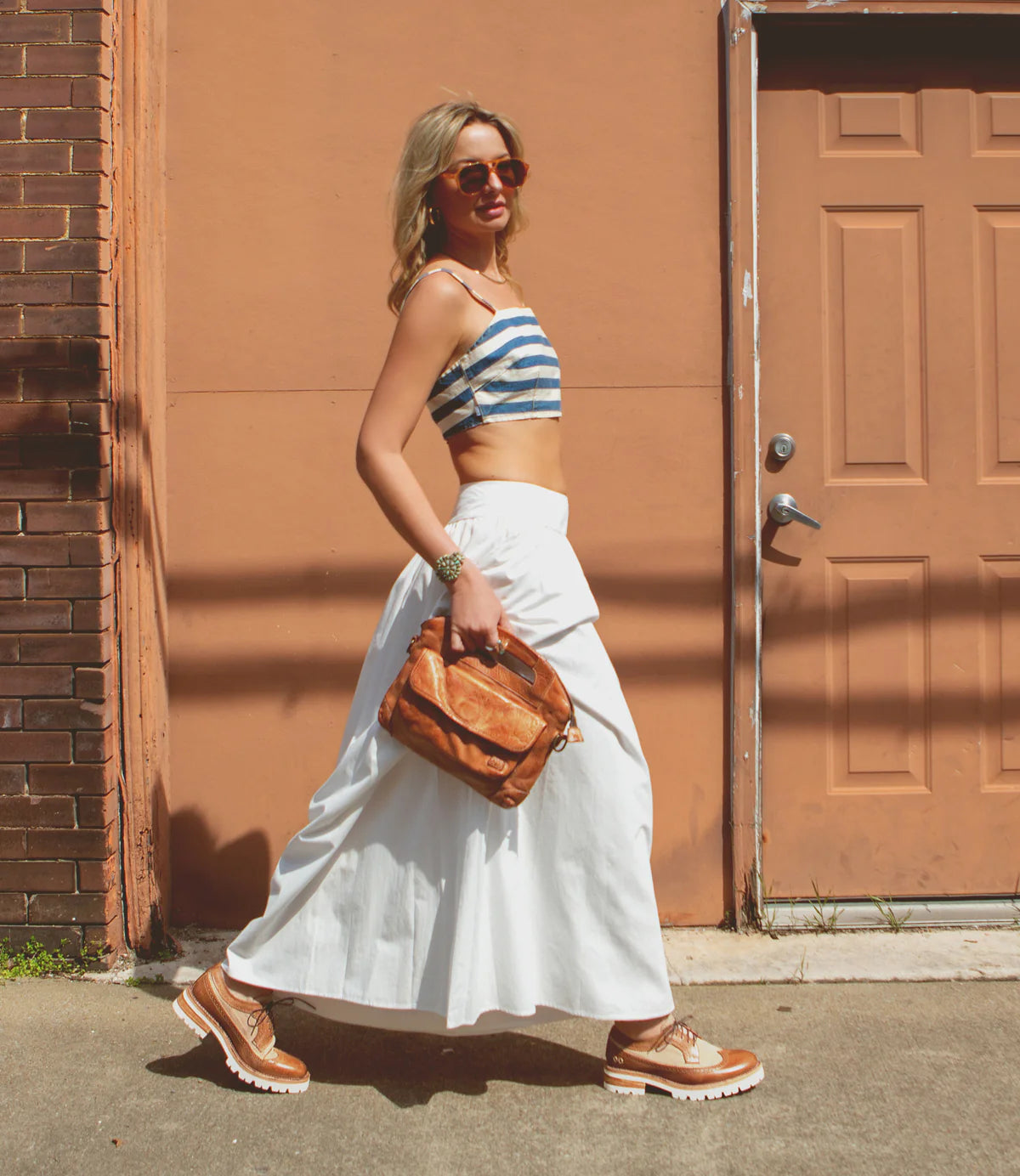 BedStu Greenway Tan Rustic Bag