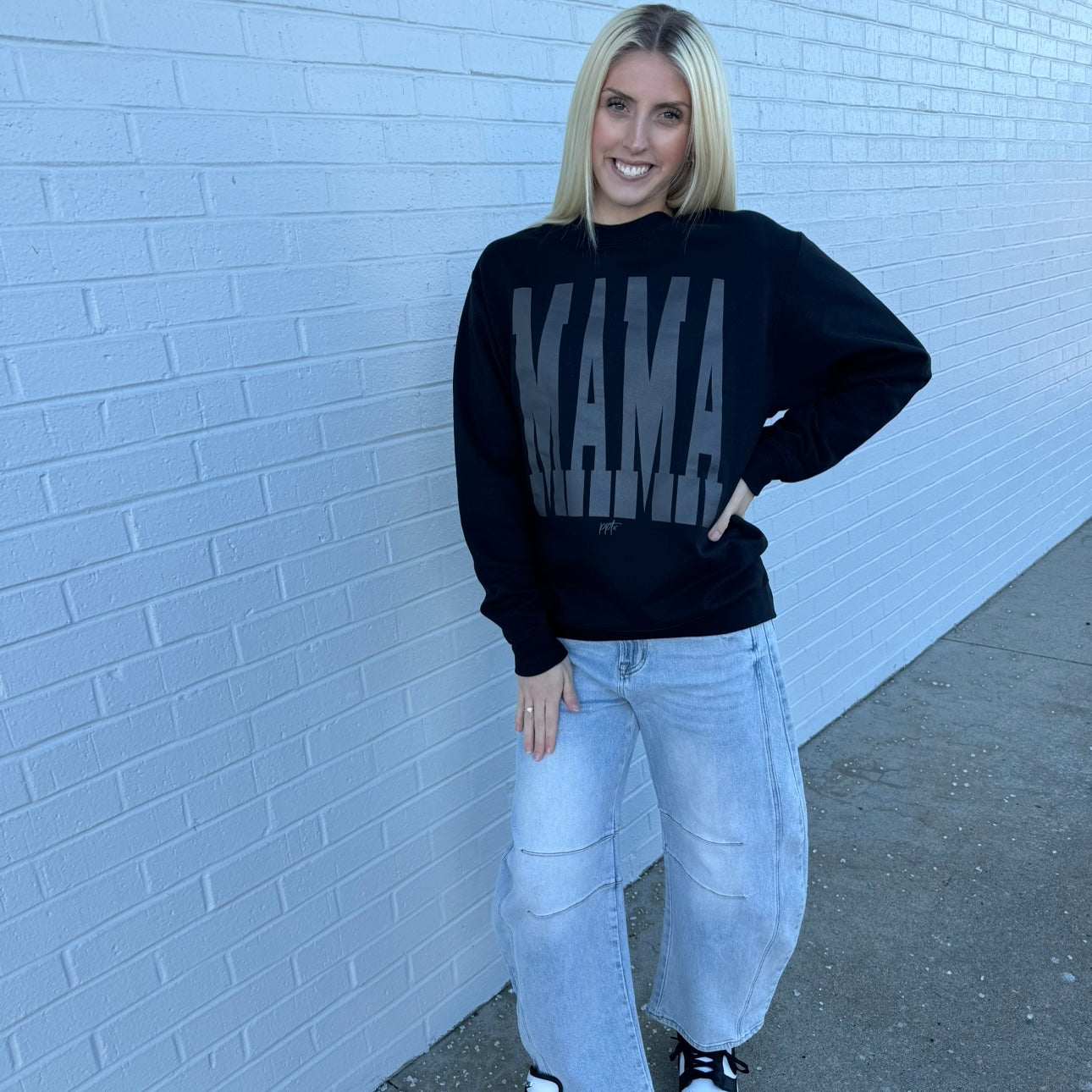 Mama Crewneck