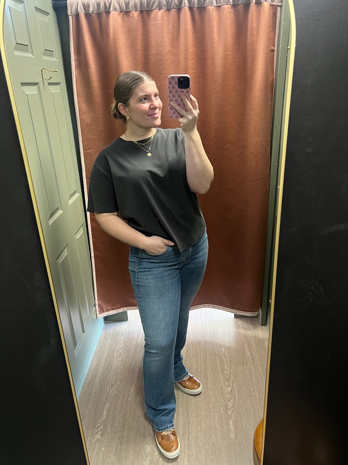 Judy Blue Mid Rise Staple Jeans